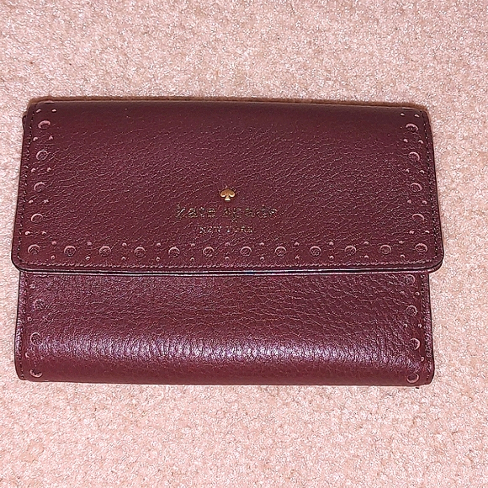 Kate Spade Leather Pebbled super soft tri fold wallet